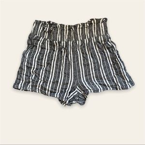 Striped Linen Shorts 🪐
